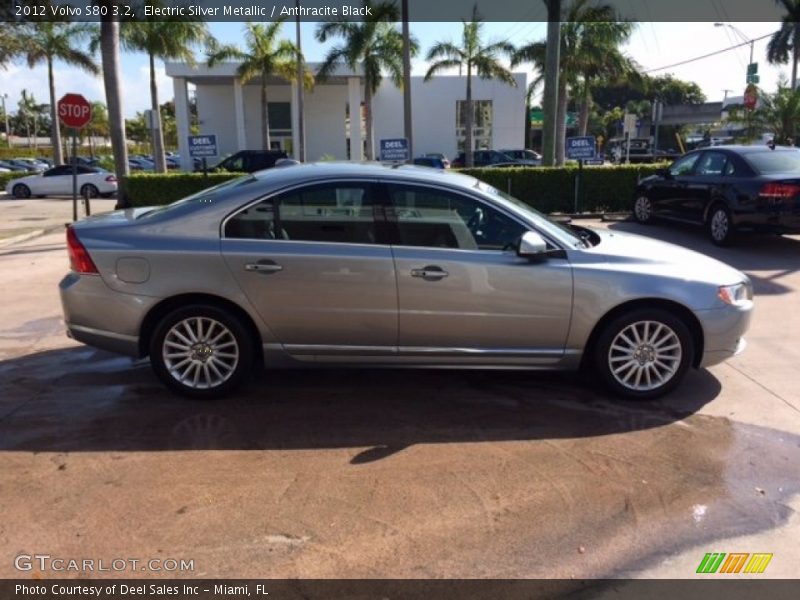 Electric Silver Metallic / Anthracite Black 2012 Volvo S80 3.2