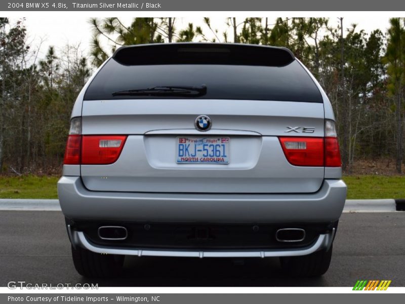 Titanium Silver Metallic / Black 2004 BMW X5 4.8is