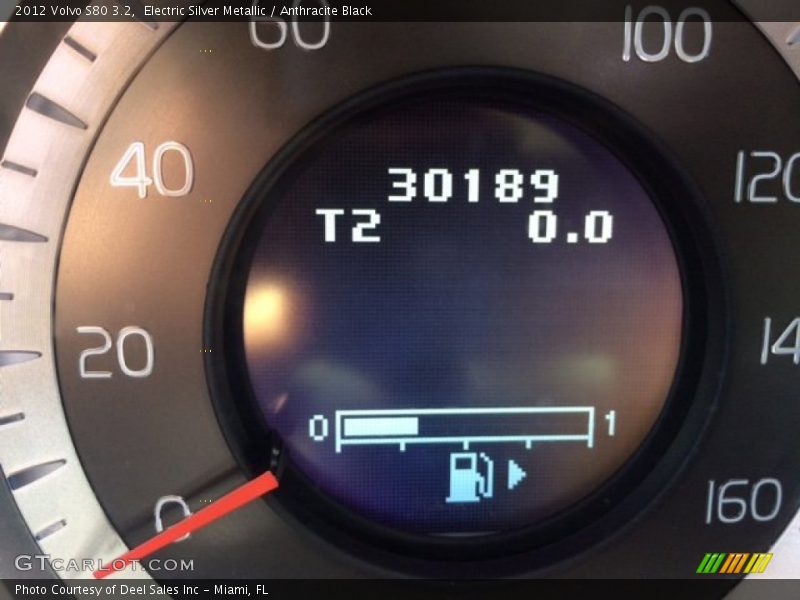 Electric Silver Metallic / Anthracite Black 2012 Volvo S80 3.2