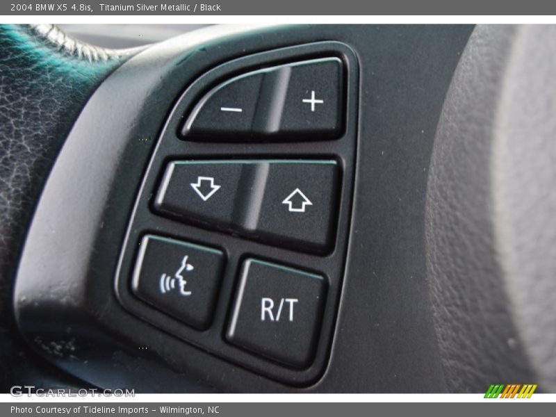 Titanium Silver Metallic / Black 2004 BMW X5 4.8is