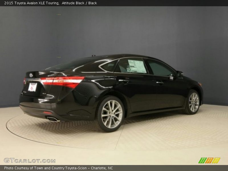 Attitude Black / Black 2015 Toyota Avalon XLE Touring