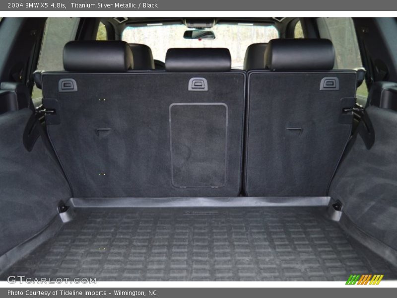 Titanium Silver Metallic / Black 2004 BMW X5 4.8is