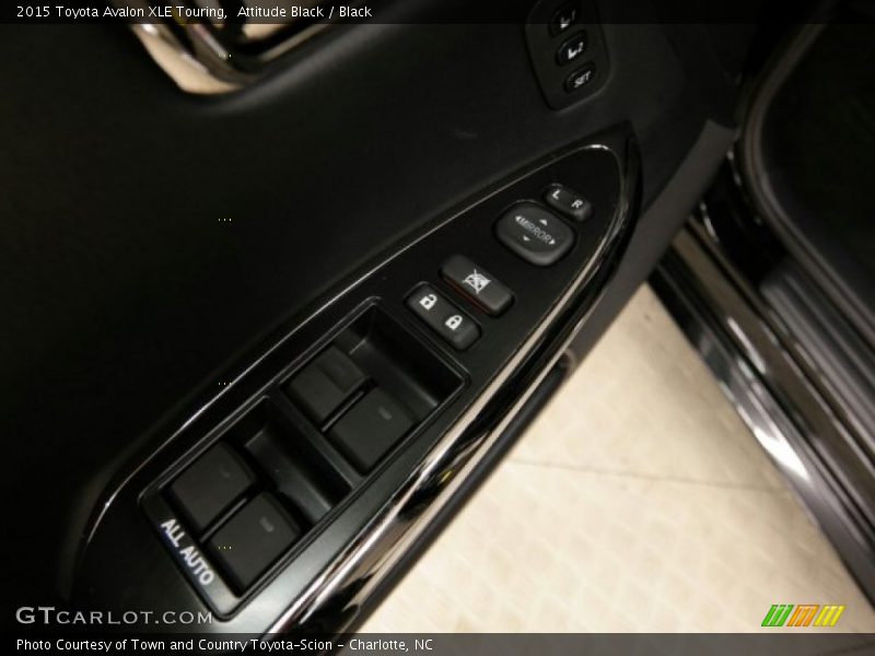 Attitude Black / Black 2015 Toyota Avalon XLE Touring
