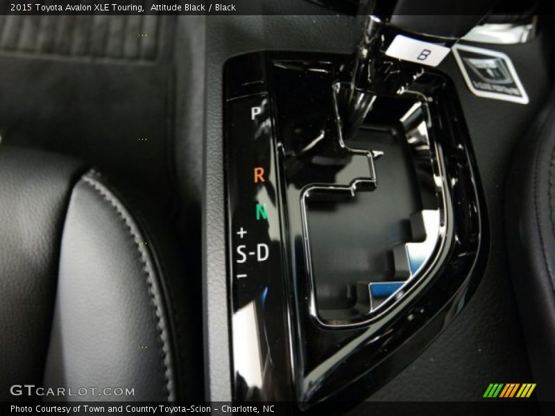 Attitude Black / Black 2015 Toyota Avalon XLE Touring