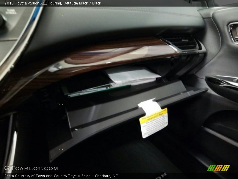Attitude Black / Black 2015 Toyota Avalon XLE Touring