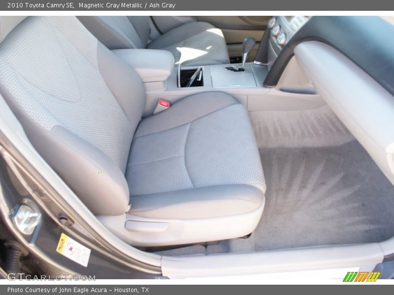 Magnetic Gray Metallic / Ash Gray 2010 Toyota Camry SE
