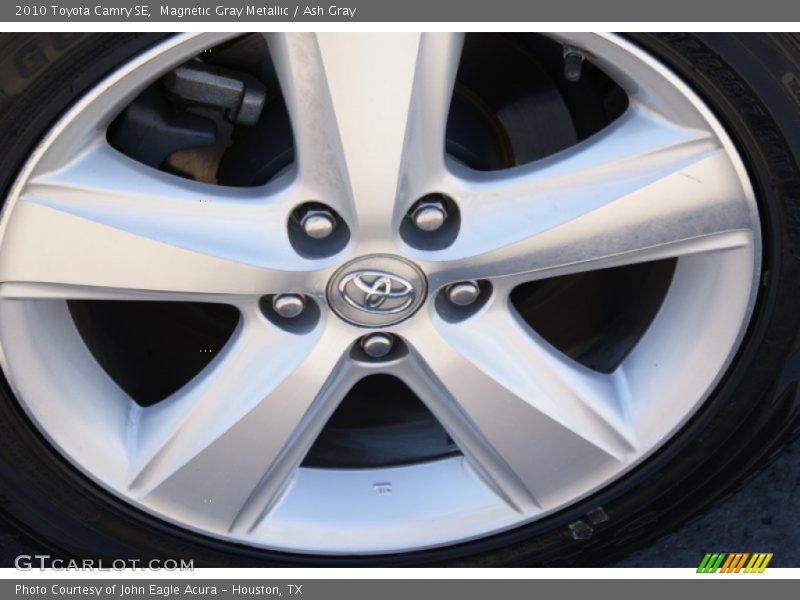 Magnetic Gray Metallic / Ash Gray 2010 Toyota Camry SE