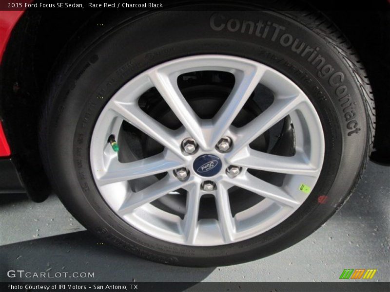 Race Red / Charcoal Black 2015 Ford Focus SE Sedan