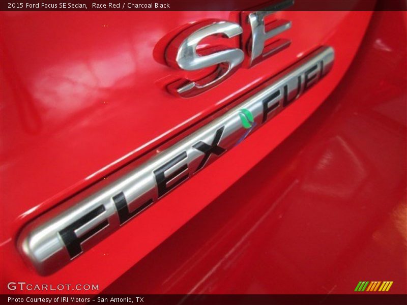 Race Red / Charcoal Black 2015 Ford Focus SE Sedan