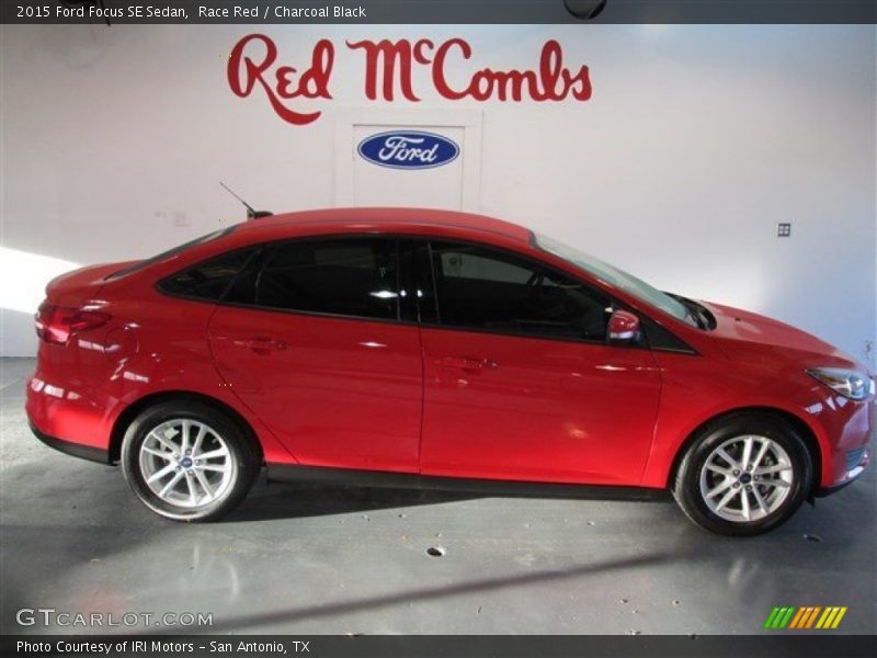 Race Red / Charcoal Black 2015 Ford Focus SE Sedan