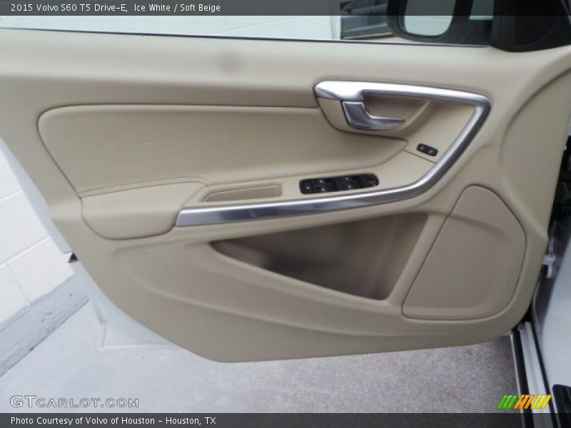 Ice White / Soft Beige 2015 Volvo S60 T5 Drive-E