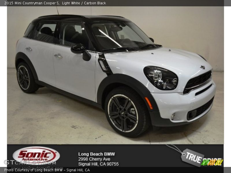 Light White / Carbon Black 2015 Mini Countryman Cooper S