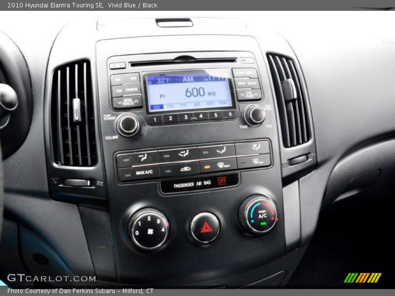 Vivid Blue / Black 2010 Hyundai Elantra Touring SE