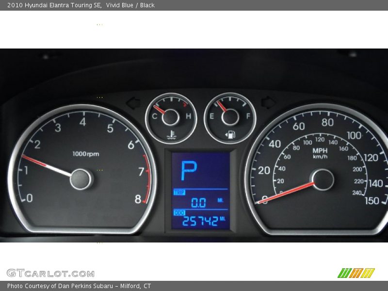 Vivid Blue / Black 2010 Hyundai Elantra Touring SE