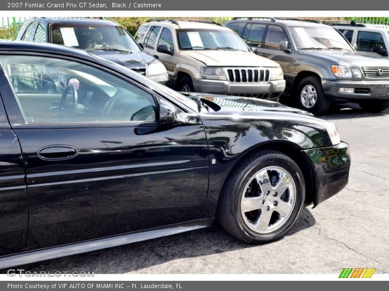 Black / Cashmere 2007 Pontiac Grand Prix GT Sedan