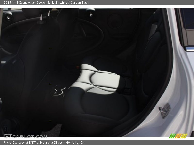 Light White / Carbon Black 2015 Mini Countryman Cooper S