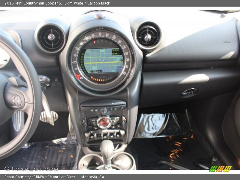 Light White / Carbon Black 2015 Mini Countryman Cooper S