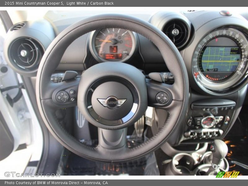 Light White / Carbon Black 2015 Mini Countryman Cooper S