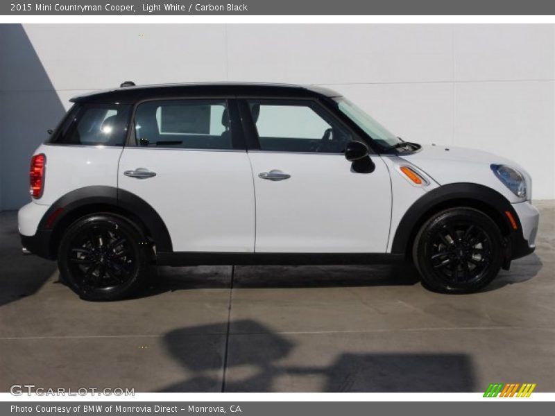 Light White / Carbon Black 2015 Mini Countryman Cooper