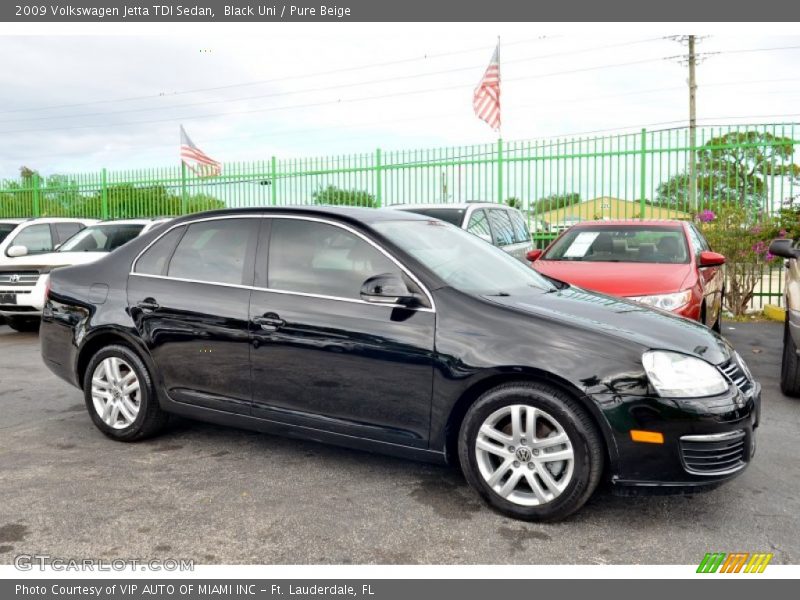 Black Uni / Pure Beige 2009 Volkswagen Jetta TDI Sedan