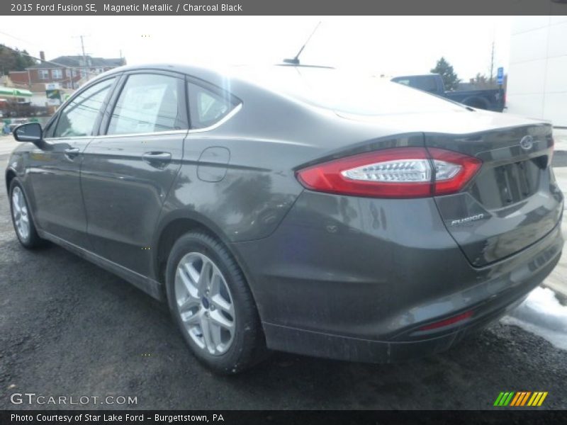 Magnetic Metallic / Charcoal Black 2015 Ford Fusion SE