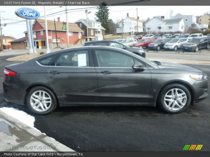 Magnetic Metallic / Charcoal Black 2015 Ford Fusion SE