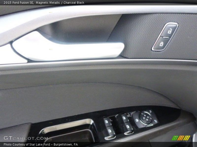 Magnetic Metallic / Charcoal Black 2015 Ford Fusion SE