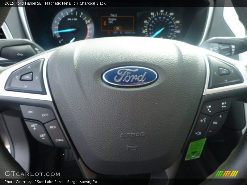 Magnetic Metallic / Charcoal Black 2015 Ford Fusion SE