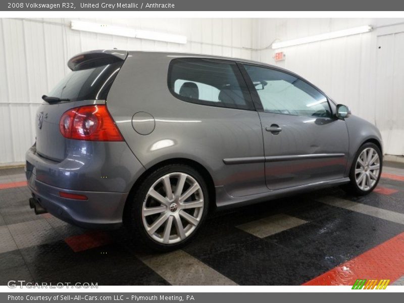 United Grey Metallic / Anthracite 2008 Volkswagen R32