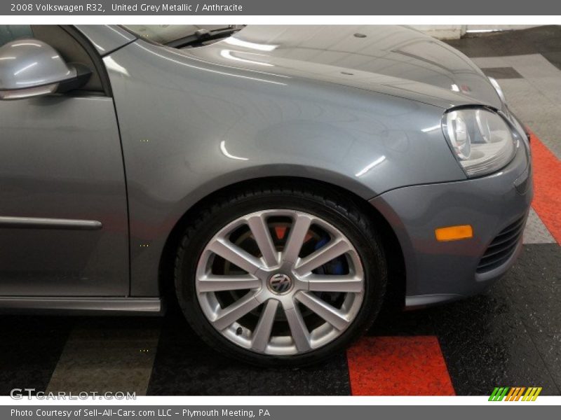 United Grey Metallic / Anthracite 2008 Volkswagen R32