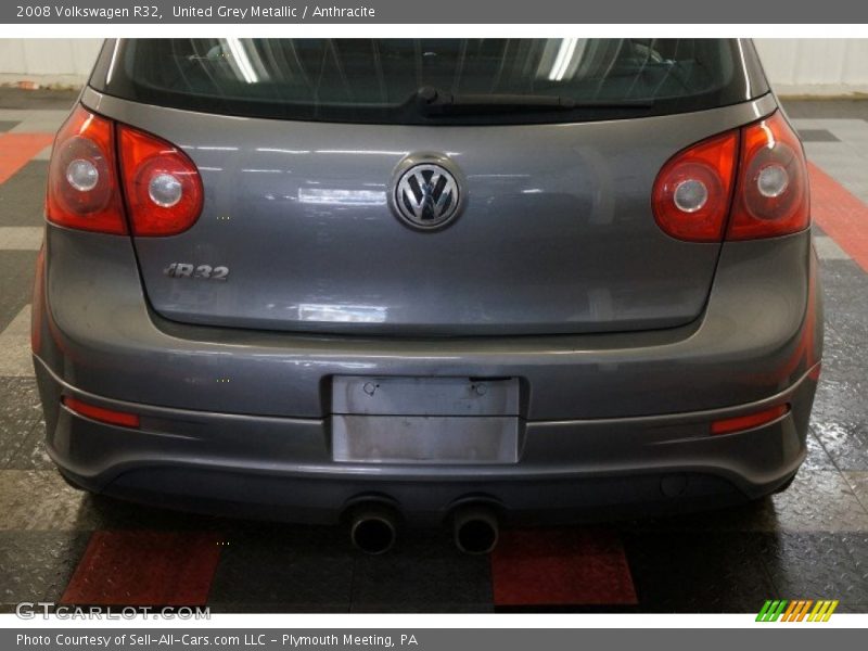 United Grey Metallic / Anthracite 2008 Volkswagen R32