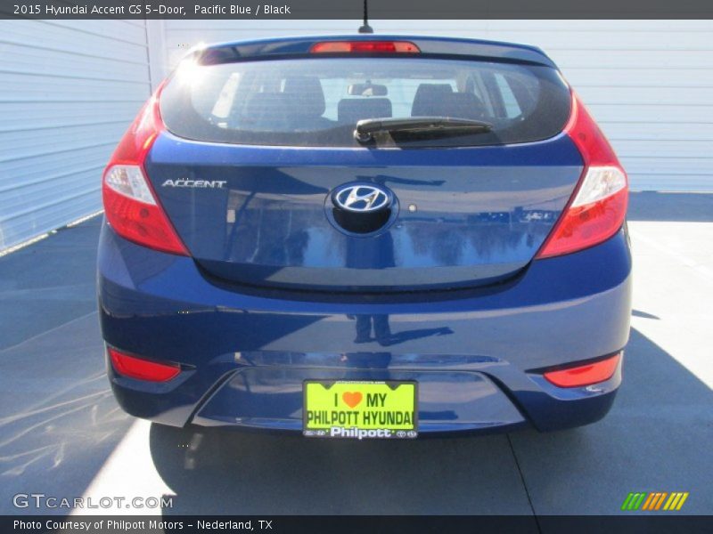 Pacific Blue / Black 2015 Hyundai Accent GS 5-Door