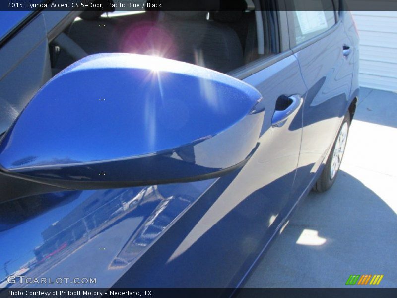 Pacific Blue / Black 2015 Hyundai Accent GS 5-Door