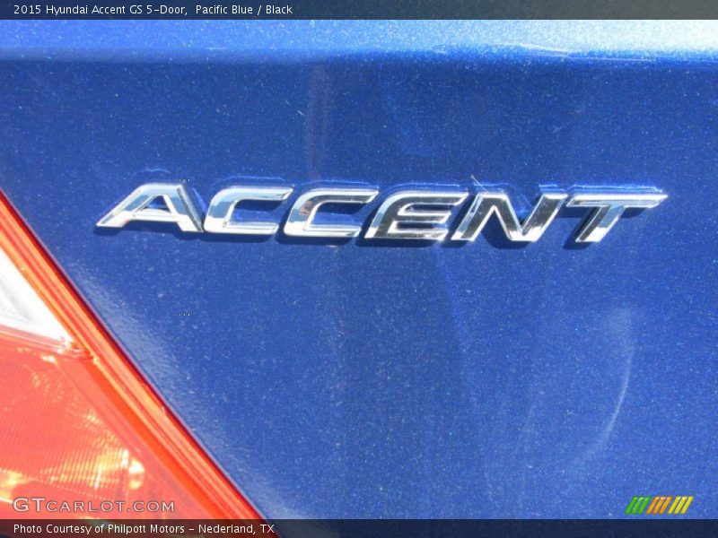 Pacific Blue / Black 2015 Hyundai Accent GS 5-Door