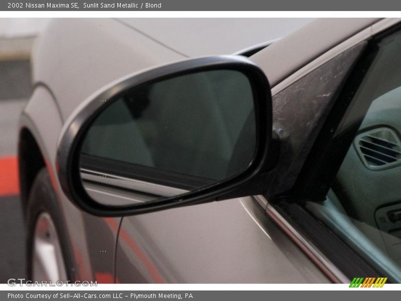 Sunlit Sand Metallic / Blond 2002 Nissan Maxima SE