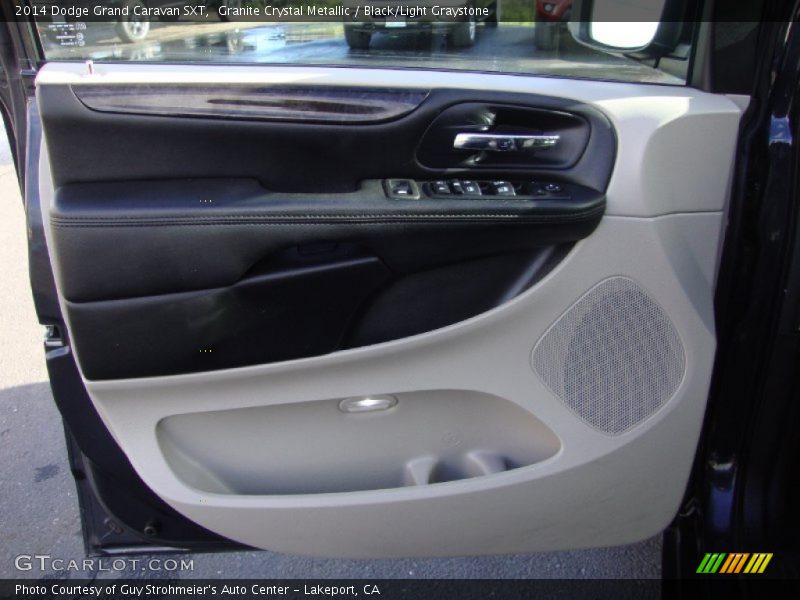 Granite Crystal Metallic / Black/Light Graystone 2014 Dodge Grand Caravan SXT