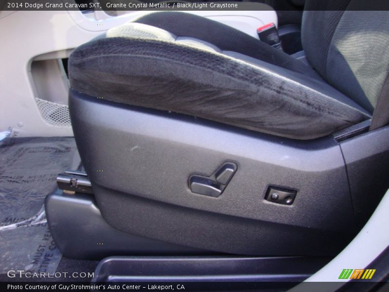 Granite Crystal Metallic / Black/Light Graystone 2014 Dodge Grand Caravan SXT