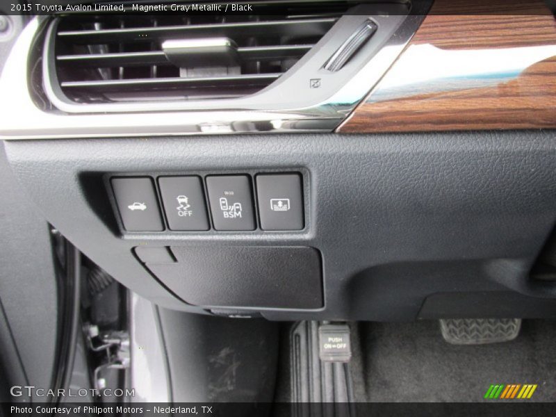 Magnetic Gray Metallic / Black 2015 Toyota Avalon Limited