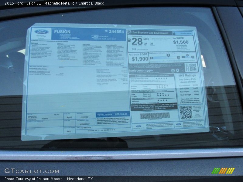 Magnetic Metallic / Charcoal Black 2015 Ford Fusion SE