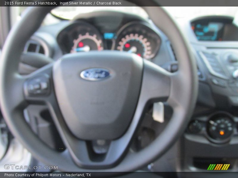 Ingot Silver Metallic / Charcoal Black 2015 Ford Fiesta S Hatchback