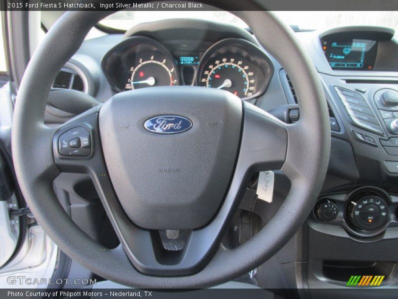 Ingot Silver Metallic / Charcoal Black 2015 Ford Fiesta S Hatchback