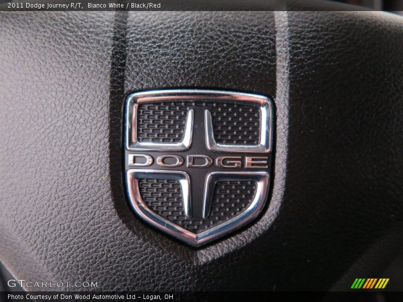 Bianco White / Black/Red 2011 Dodge Journey R/T