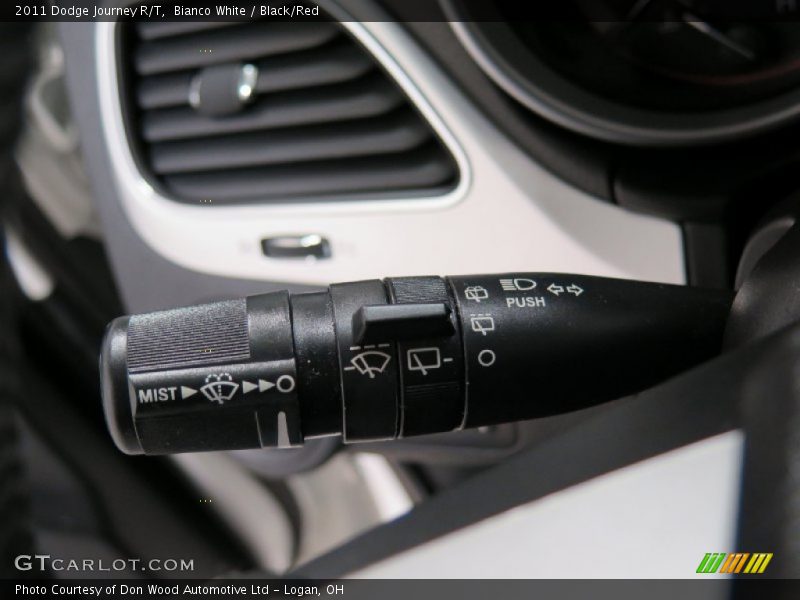 Bianco White / Black/Red 2011 Dodge Journey R/T