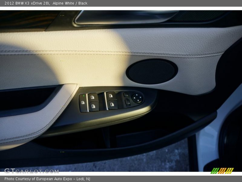 Alpine White / Black 2012 BMW X3 xDrive 28i