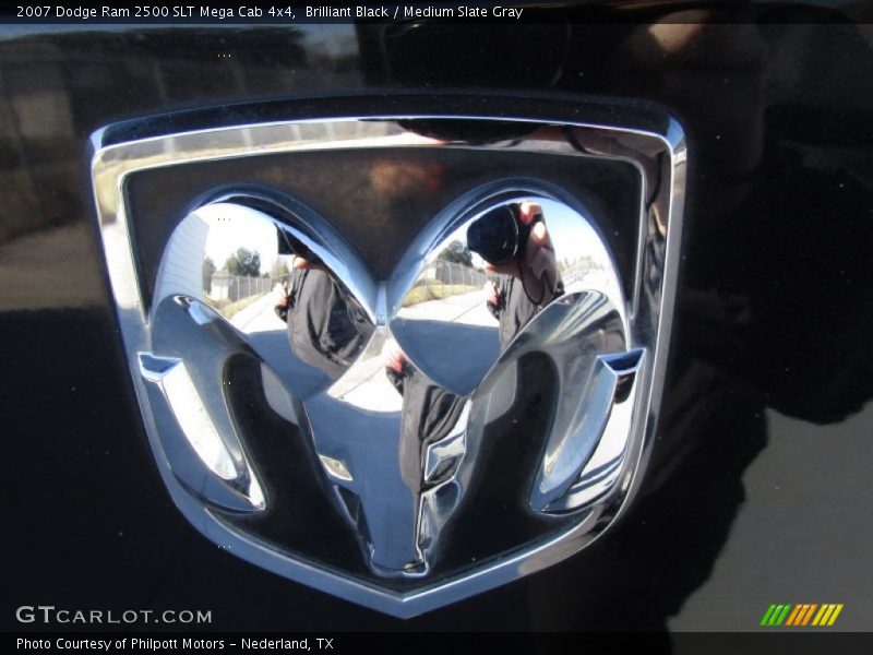 Brilliant Black / Medium Slate Gray 2007 Dodge Ram 2500 SLT Mega Cab 4x4