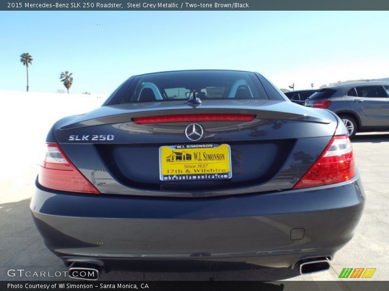 Steel Grey Metallic / Two-tone Brown/Black 2015 Mercedes-Benz SLK 250 Roadster