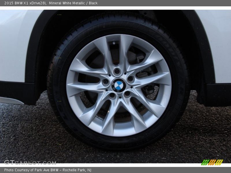 Mineral White Metallic / Black 2015 BMW X1 xDrive28i