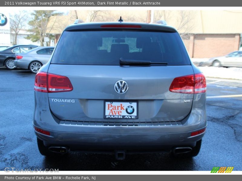 Dark Flint Metallic / Black Anthracite 2011 Volkswagen Touareg VR6 FSI Sport 4XMotion