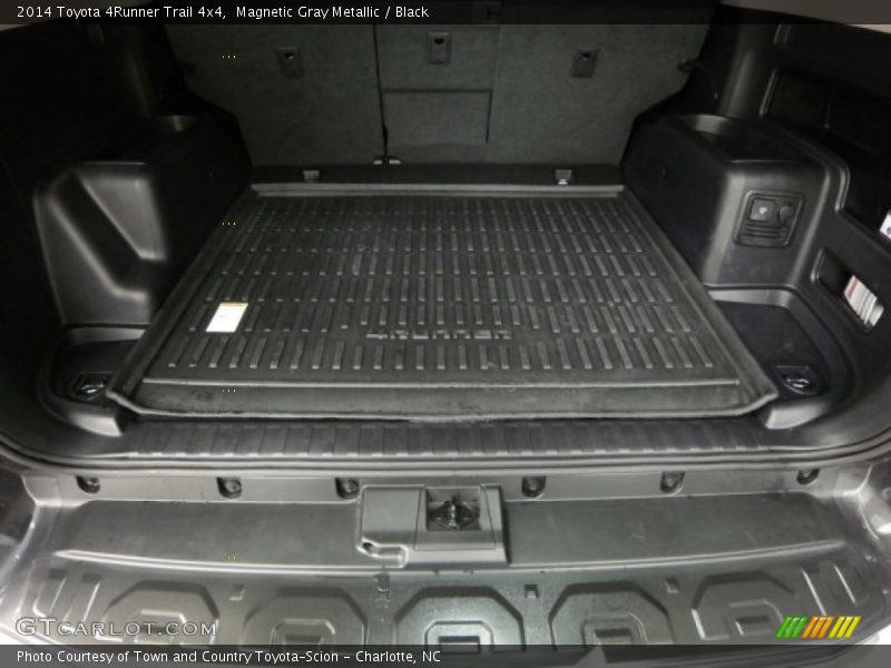 Magnetic Gray Metallic / Black 2014 Toyota 4Runner Trail 4x4