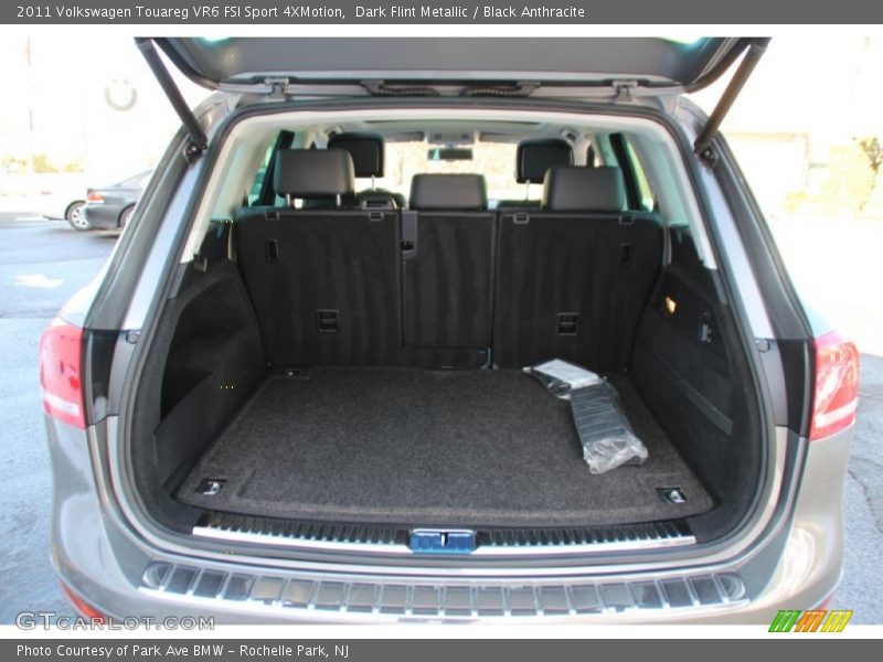 Dark Flint Metallic / Black Anthracite 2011 Volkswagen Touareg VR6 FSI Sport 4XMotion